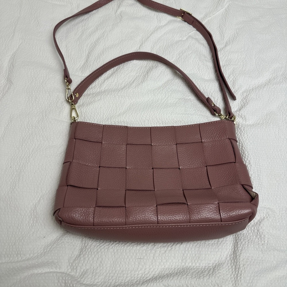 Anna Paola Brit basket weave Made In Italy  Leather Bag/purse In‎ Lavender
